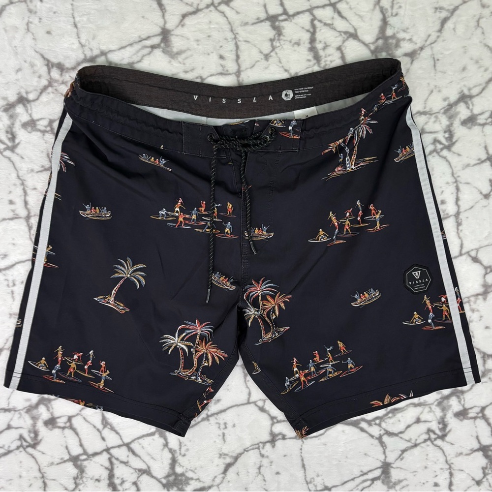 VISSLA Board Shorts Swim Trunks Men’s 36W Black w Surfers Allover Drawstring